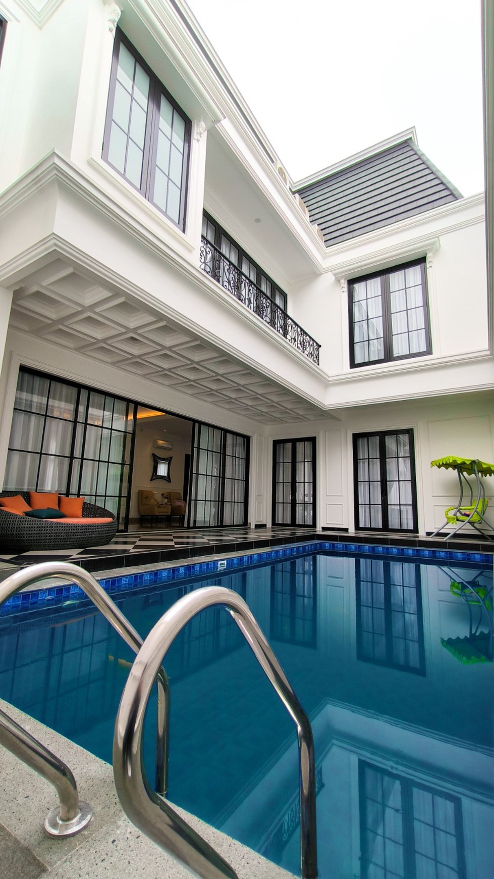 Rumah Bagus di Discovery Bintaro Jaya