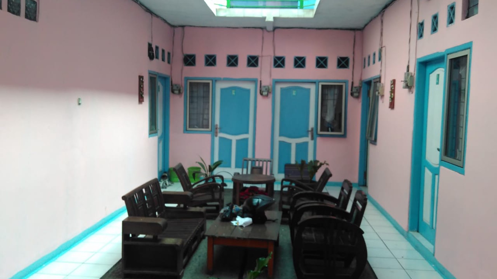 Rukost Semi Furnished di Raya Jatinangor