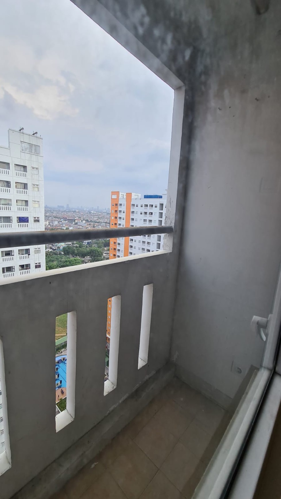 Apartment Green Pramuka Unit Orchid, Rawasari