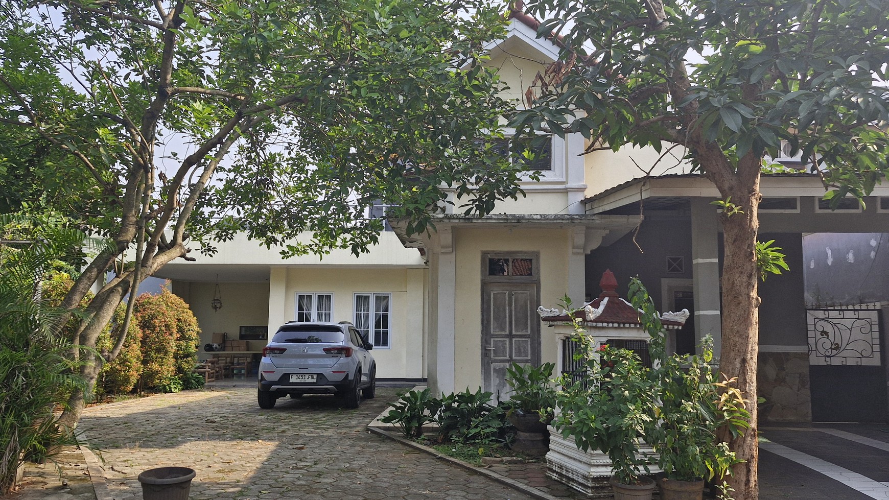 Rumah Dua Lantai di Taman Kenari Nusantara Cibubur 