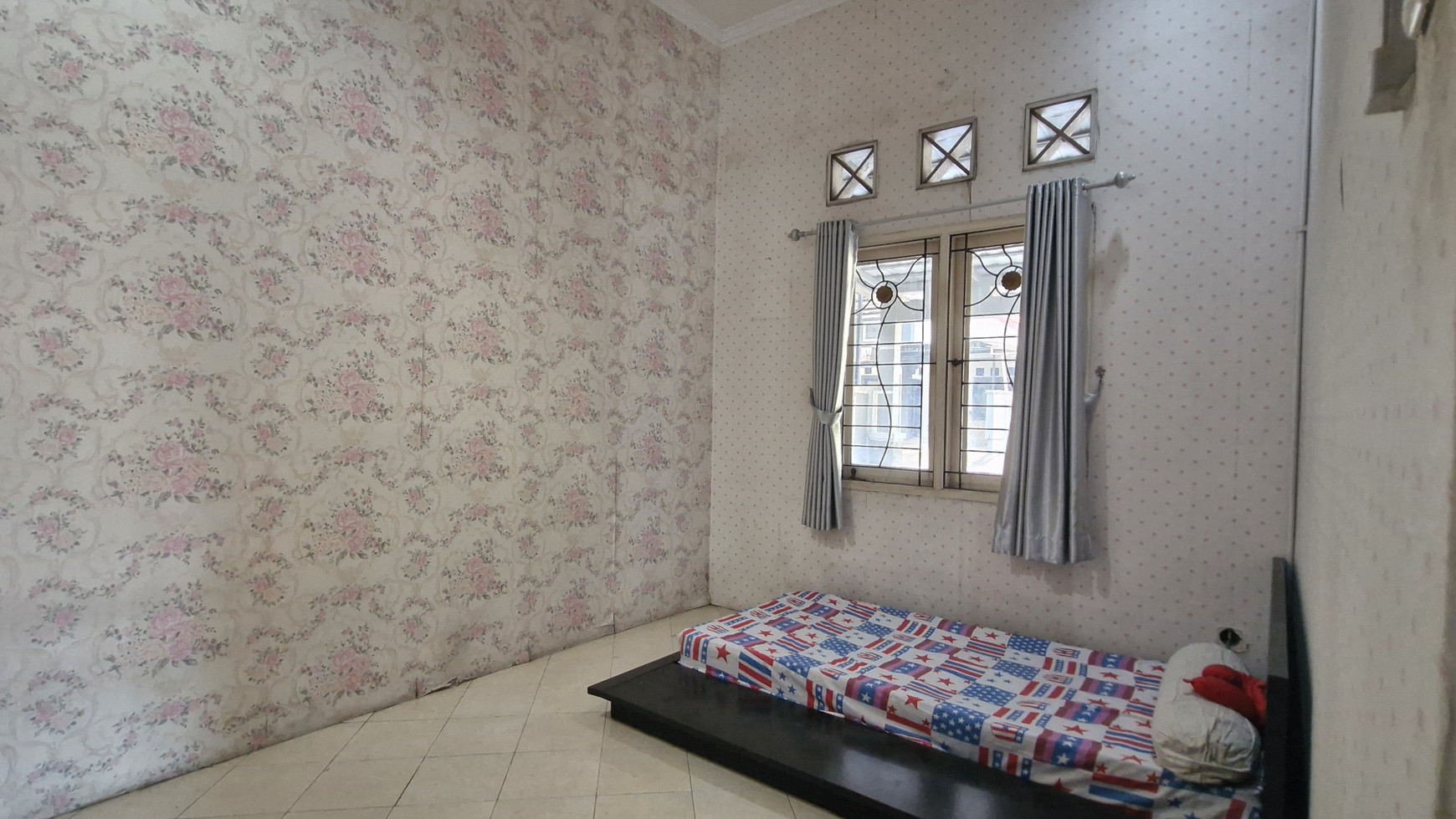 Best Deal!! Turun Harga. Rumah Dua Lantai di Taman Kenari Nusantara Cibubur 