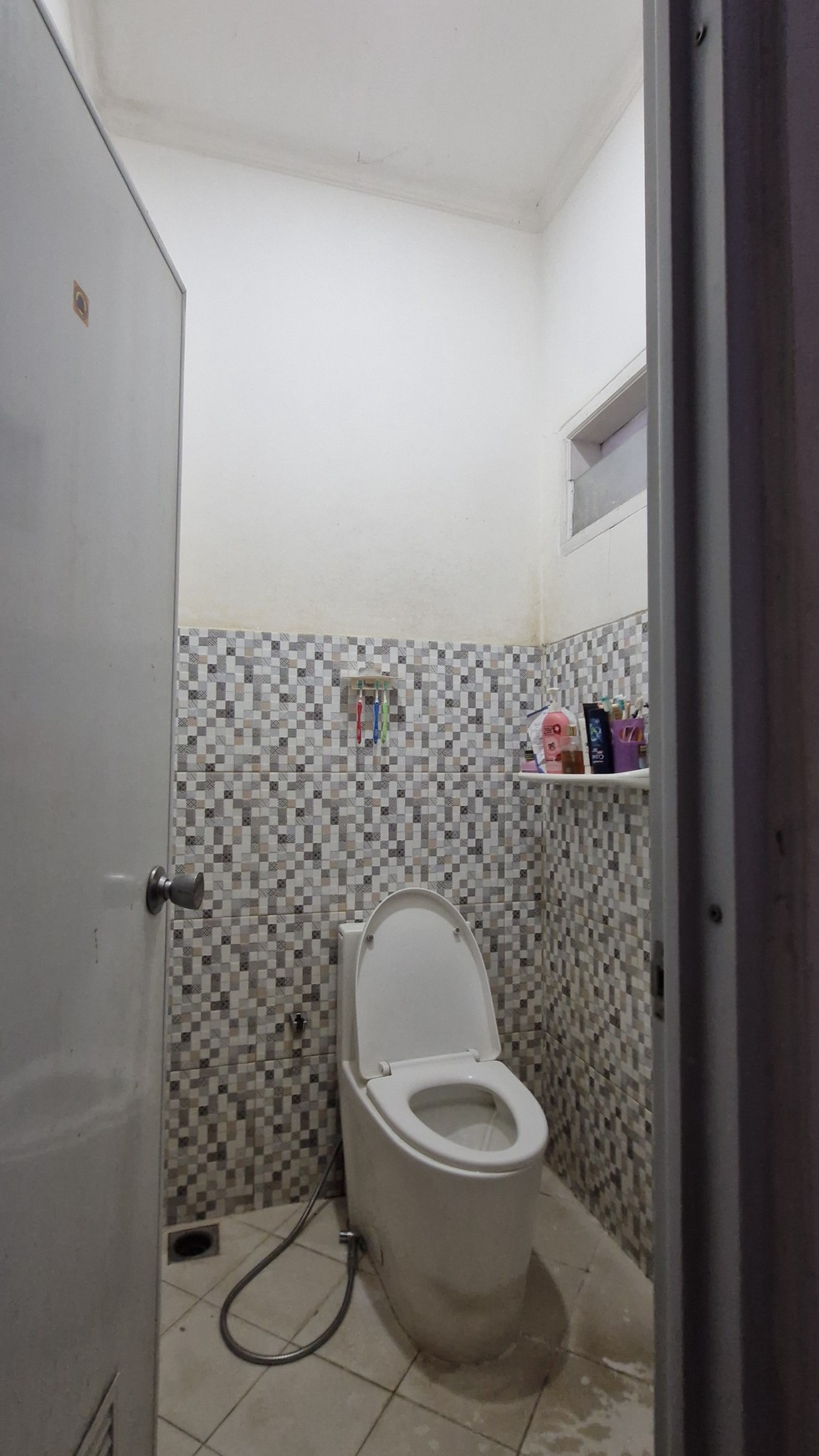 Best Deal!! Turun Harga. Rumah Dua Lantai di Taman Kenari Nusantara Cibubur 