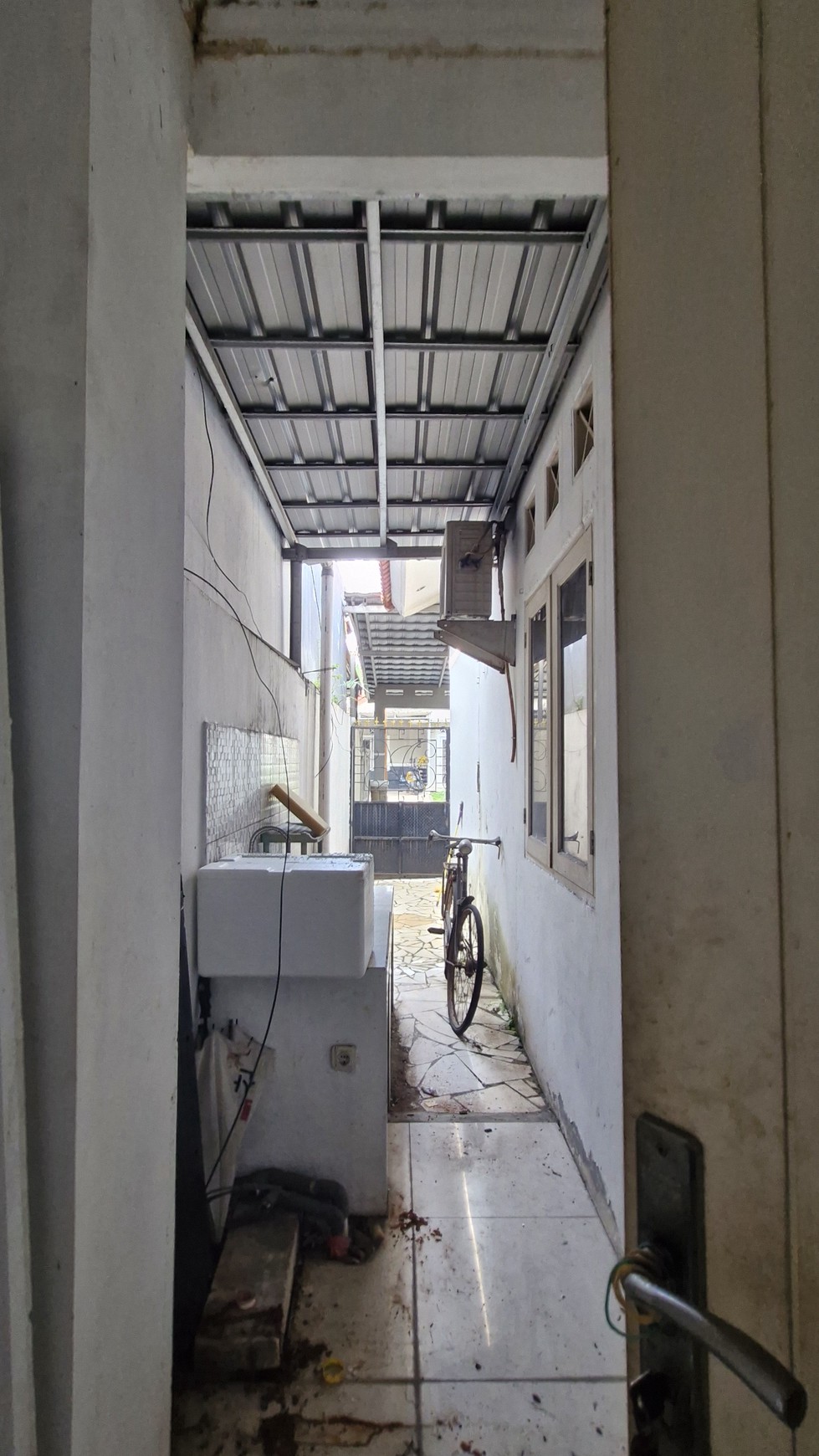 Best Deal!! Turun Harga. Rumah Dua Lantai di Taman Kenari Nusantara Cibubur 