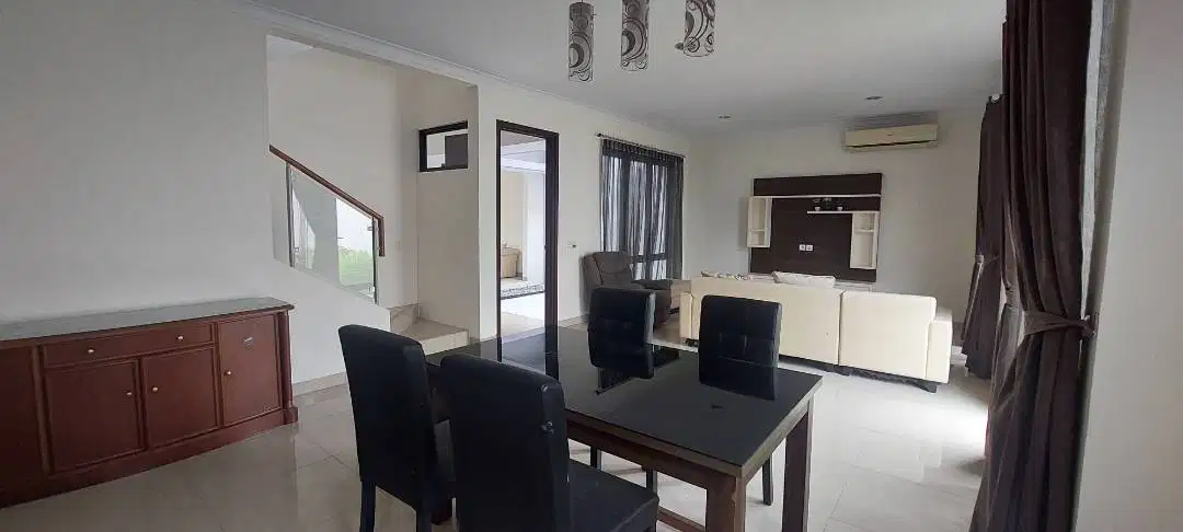 Flash Sale. Rumah Bagus Icon Ritzone, BSD