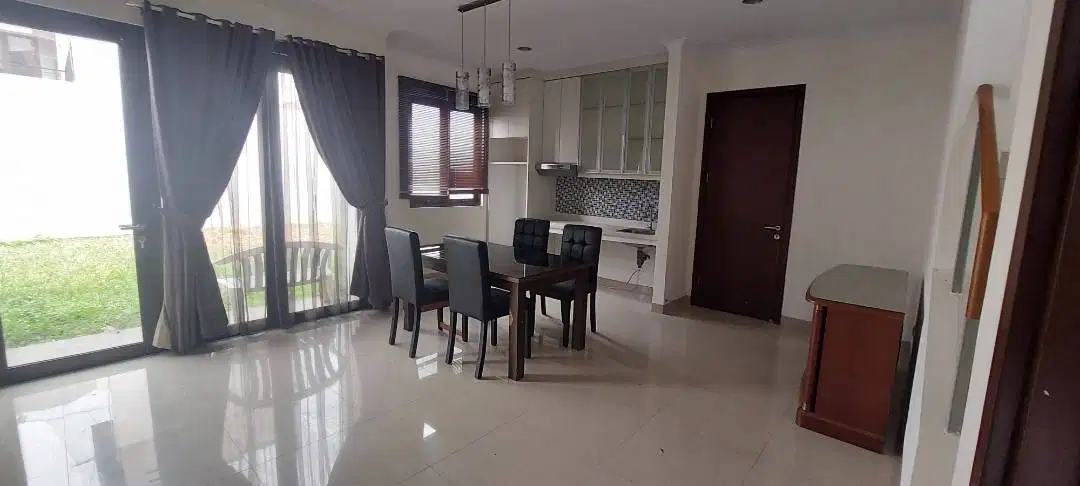 Flash Sale. Rumah Bagus Icon Ritzone, BSD