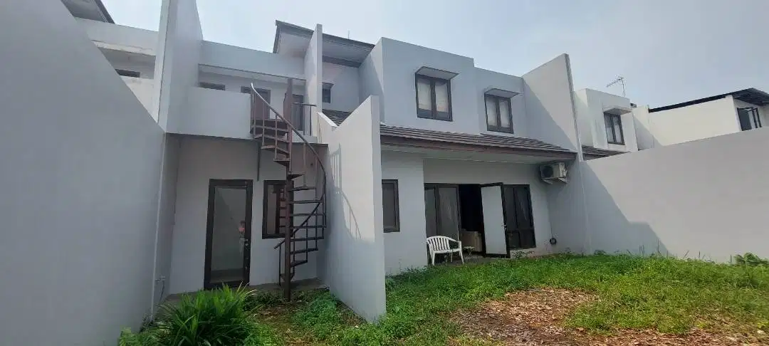 Flash Sale. Rumah Bagus Icon Ritzone, BSD