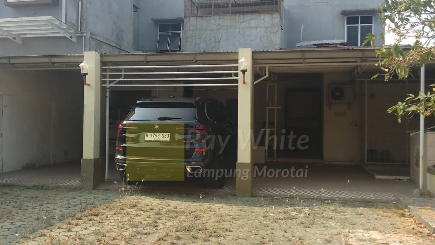 Dijual Rumah Kantor 100 meter dari Pasar Kota Karang