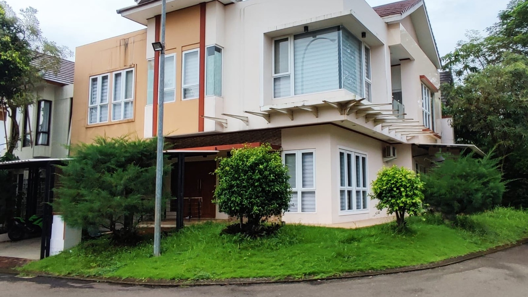 Flash Sale. Rumah mewah Avani Nittaya, BSD