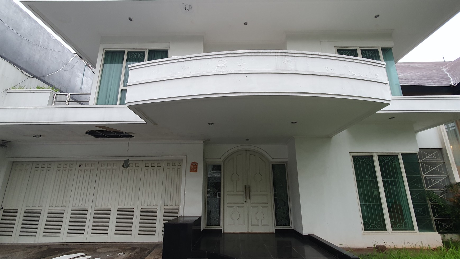 Rumah Bukit Gading Villa, Tampak Siring Indah, Kelapa Gading Luas 15x28m2