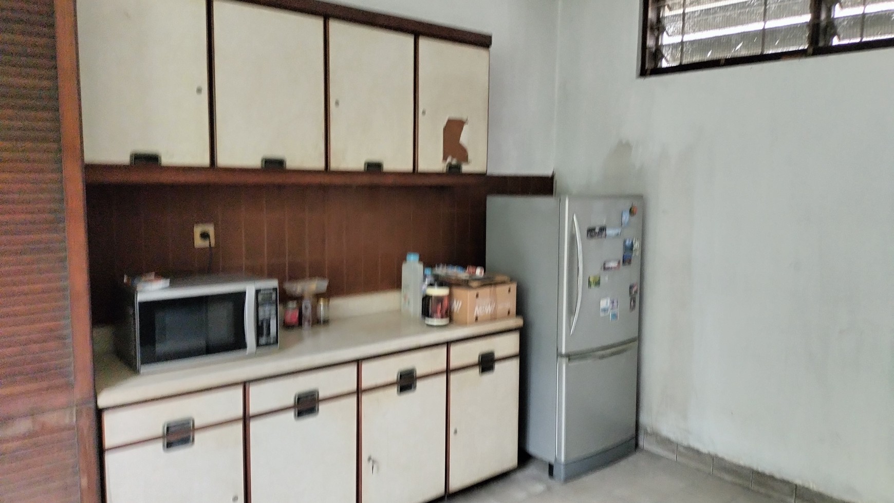 Dijual rumah asri Permata Hijau