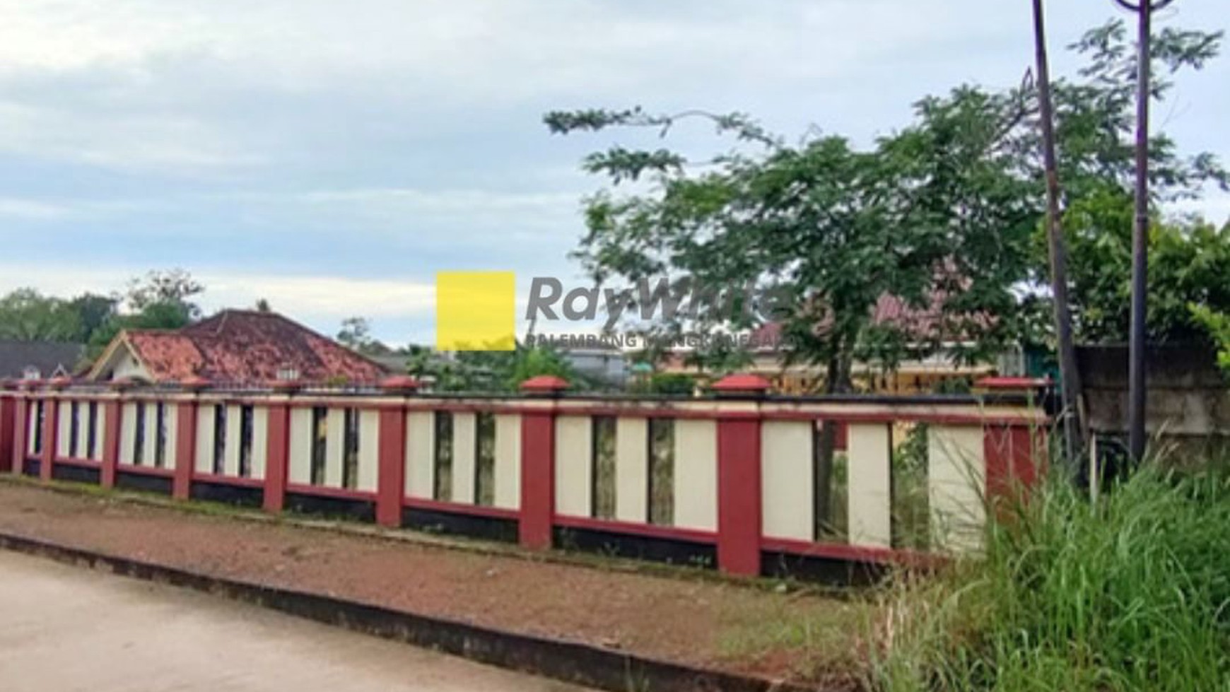 Dijual Cepat Rumah di Alang-alang Lebar Kota Palembang