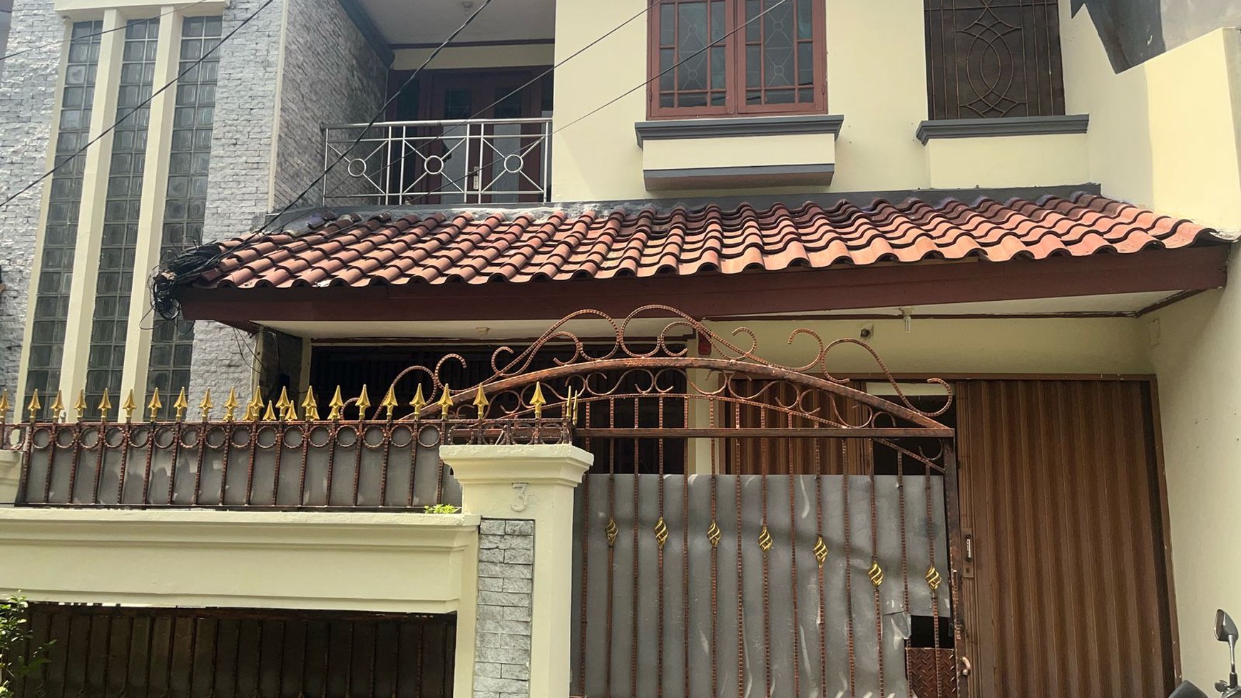 Rumah Hitung Tanah Area Cipete