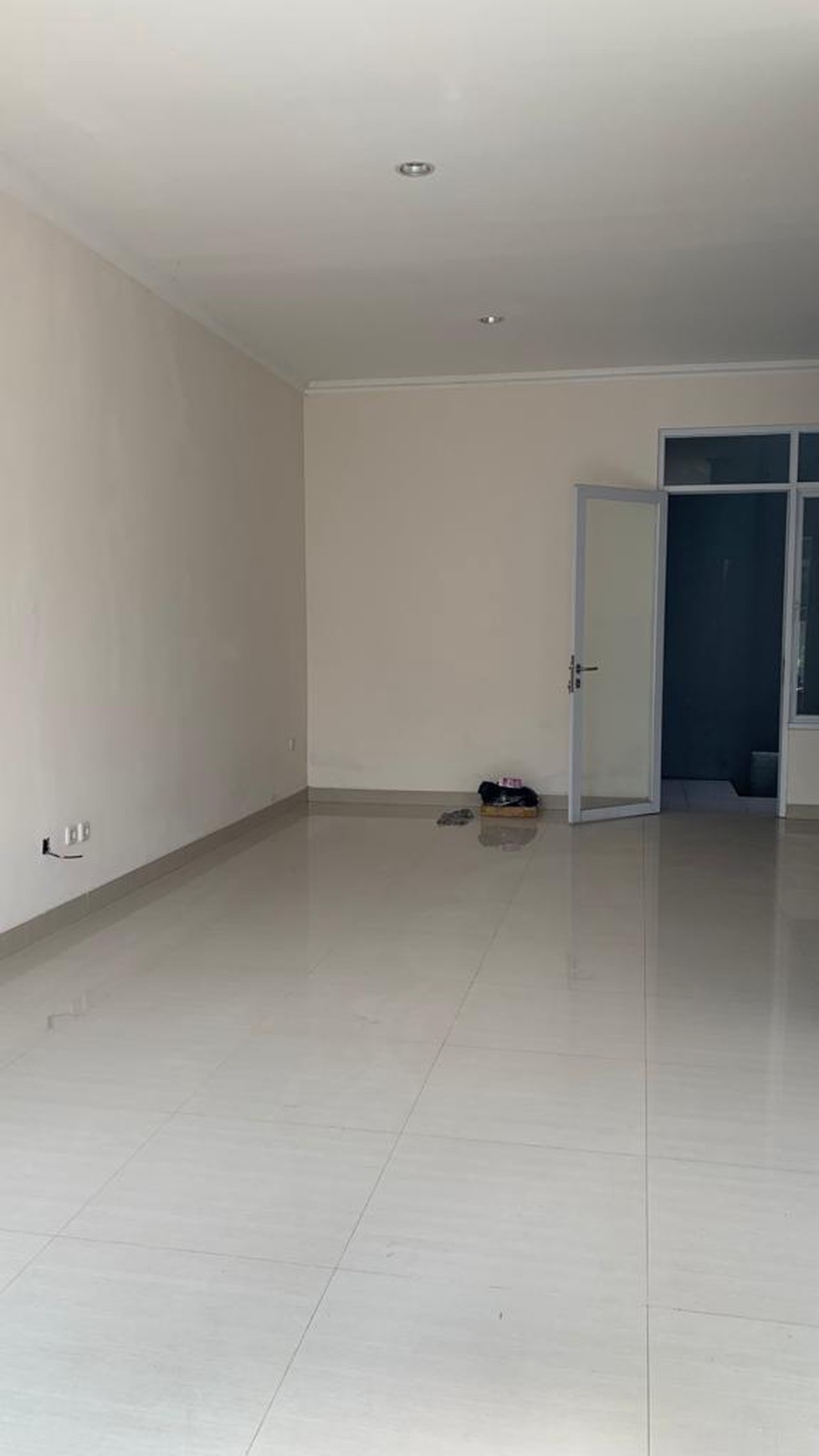 Rumah baru minimalis siap huni di depan sektor 4 bintaro jaya