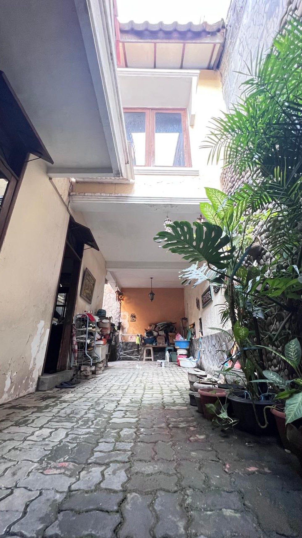 1676. DIjual Rumah Semolowaru Utara Surabaya Timur 