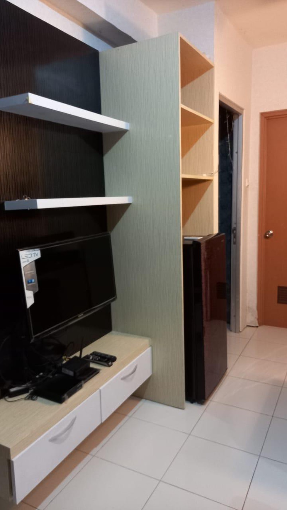 1696. Dijual Apartemen Gunawangsa Manyar B Surabaya Timur