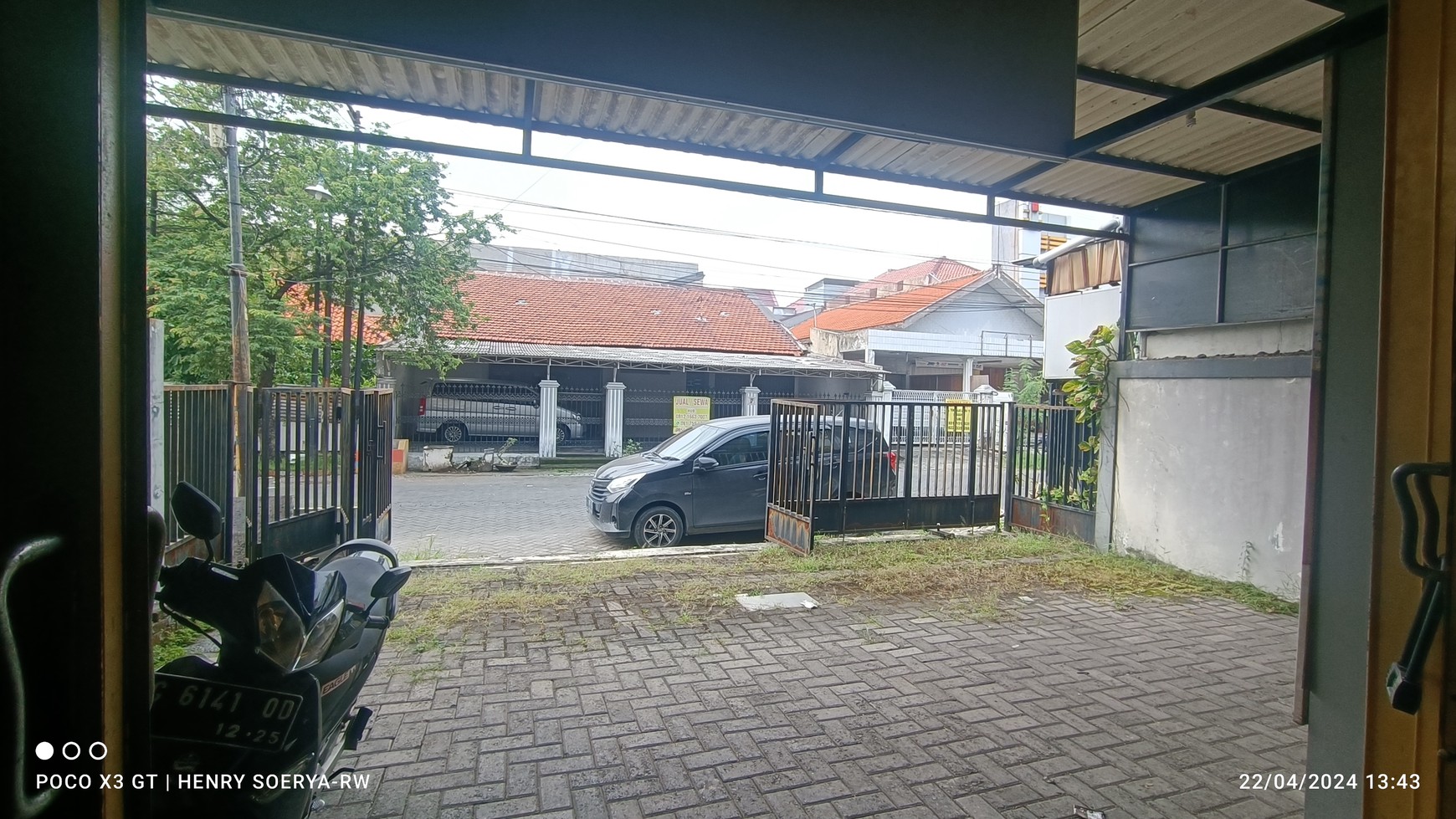 1697. Dijual Rumah di Tenggilis Utara Surabaya