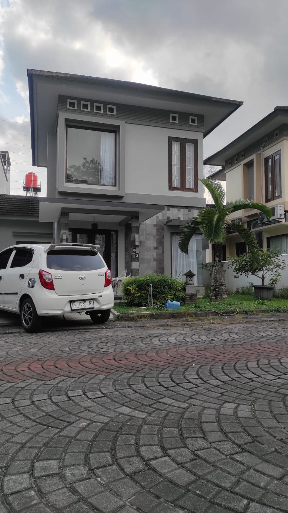 Rumah Mewah Furnish Dalam Perumahan Fasco Mansion Ngaglik Sleman 