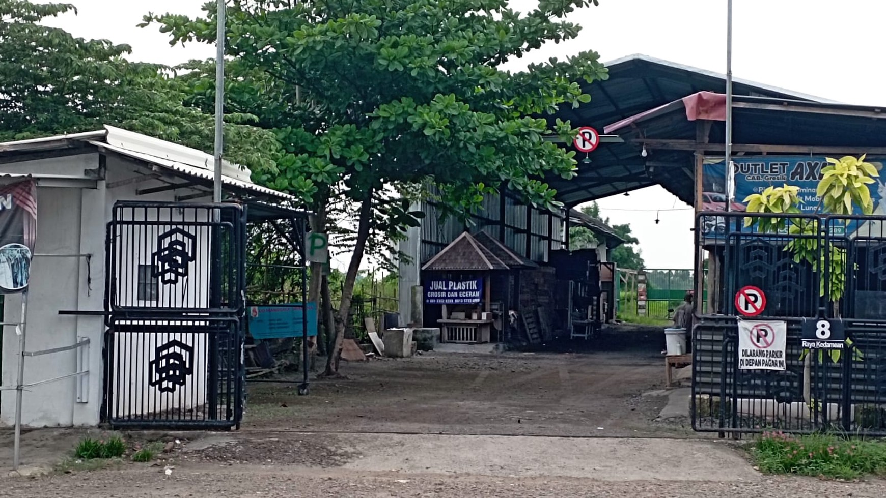 1700. Disewakan Tanah+Gudang Raya Kedamean Gresik