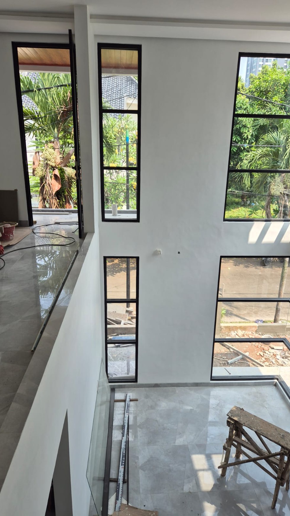 Rumah brand new, lokaso di hook, dalam cluster di Bintaro Sektor 9