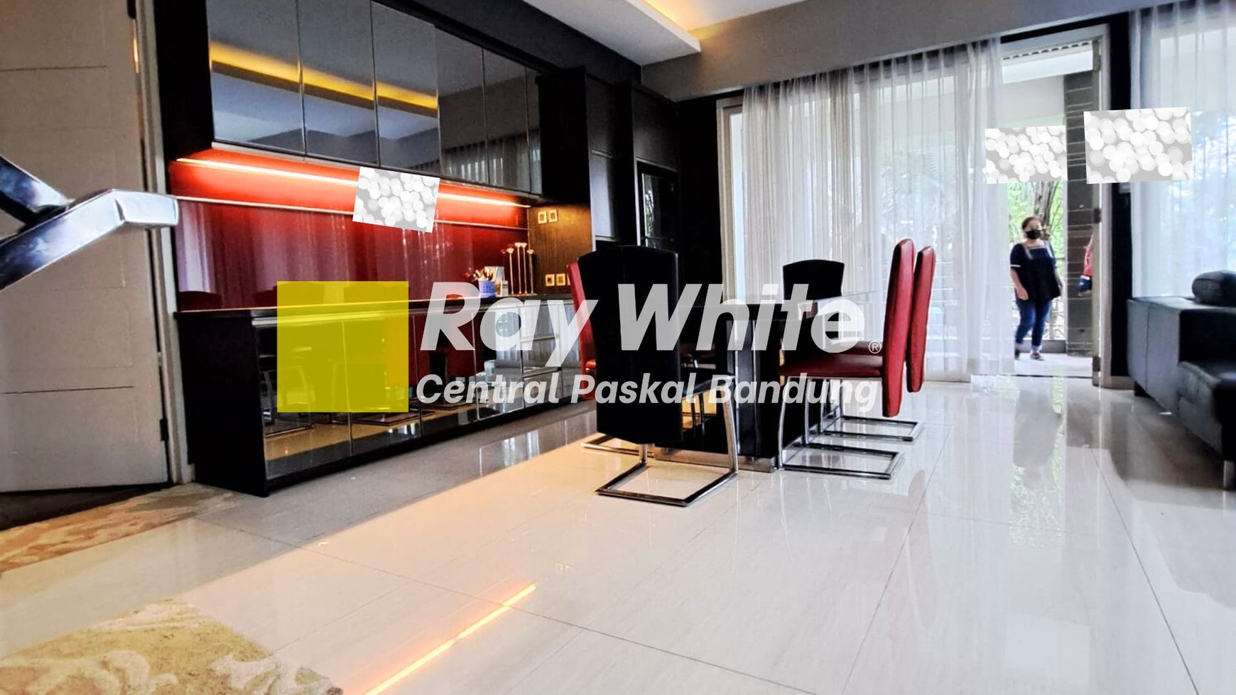 Rumah Hitung Tanah Area Cipete