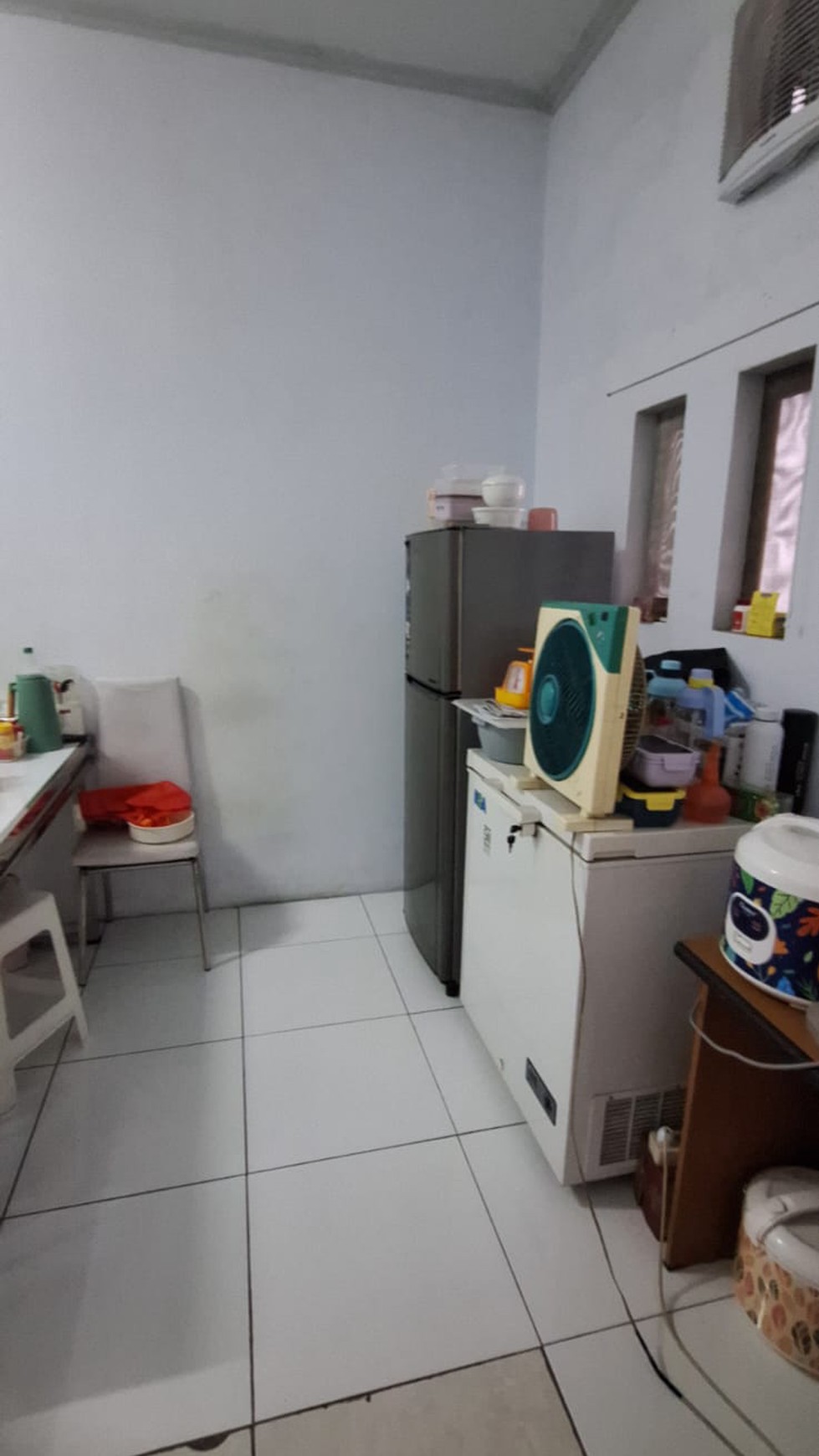 Dijual rumah siap huni di cengkareng