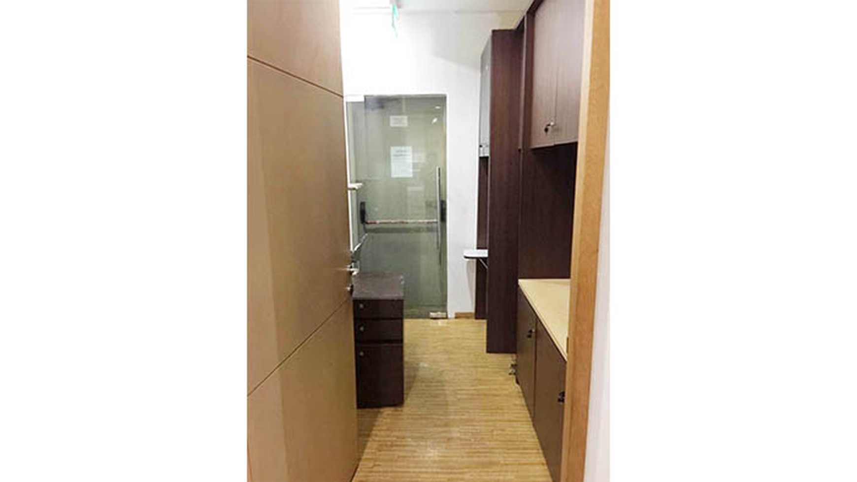 Office Space Menara Sudirman, Luas 150m2