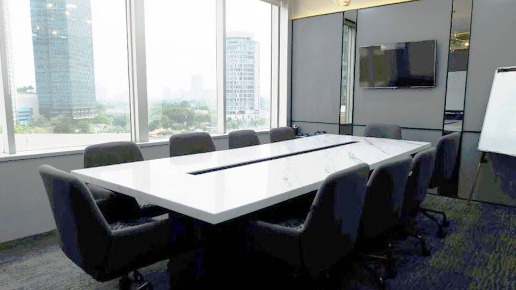 Office Space Menara Sudirman, Luas 350m2