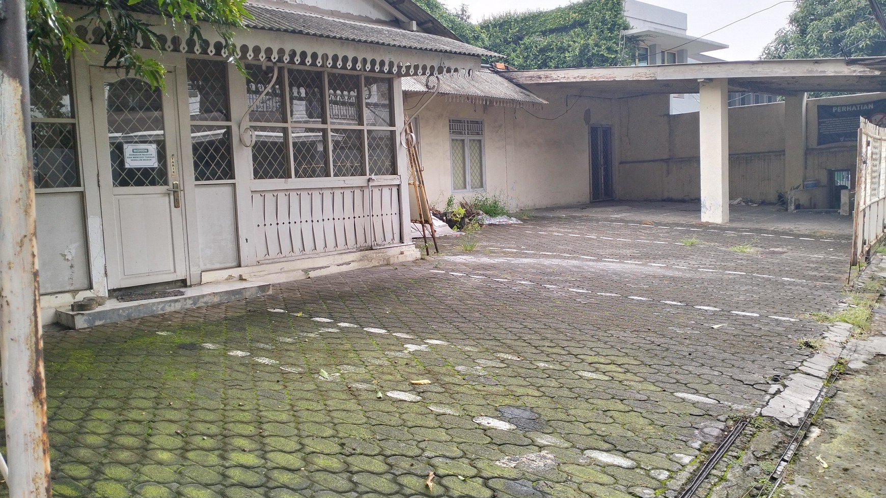 Disewakan rumah cipete, cocok untuk restoran atau coffe shop