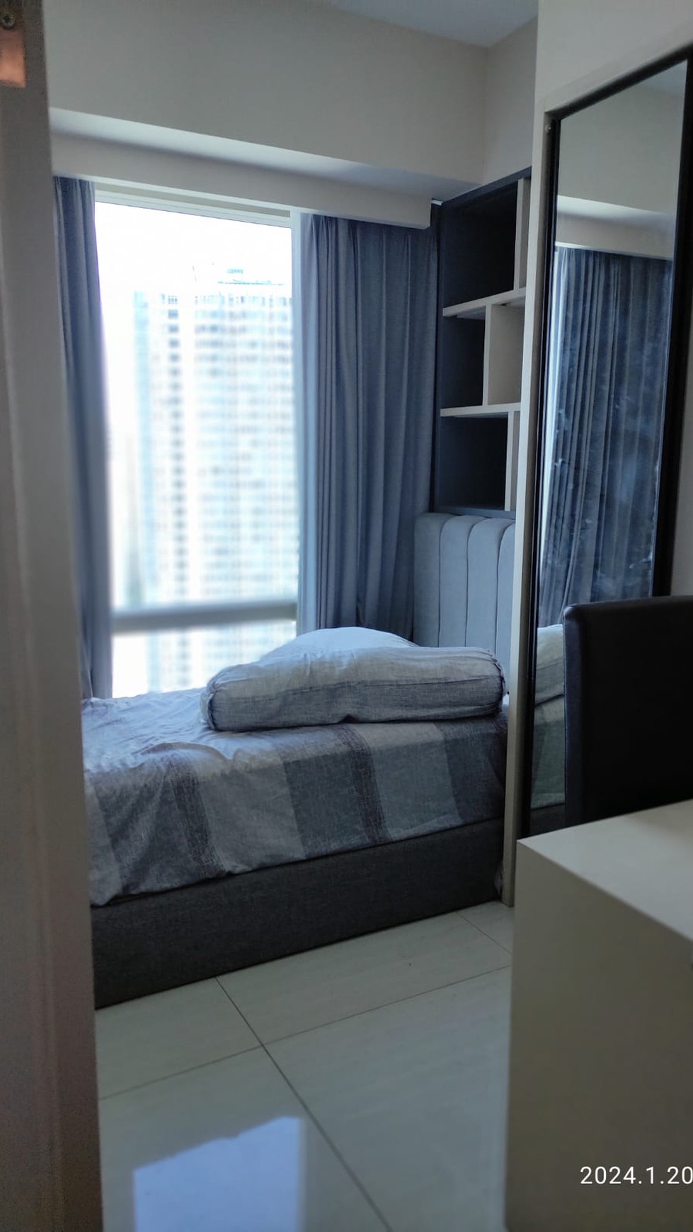 DiSewakan Apartemen La Riz 3 bed rooms, Full Furnished mewah