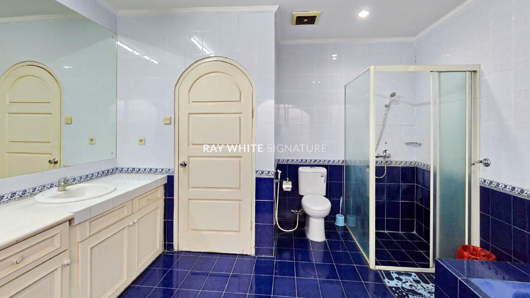 Rumah Hitung Tanah Area Cipete