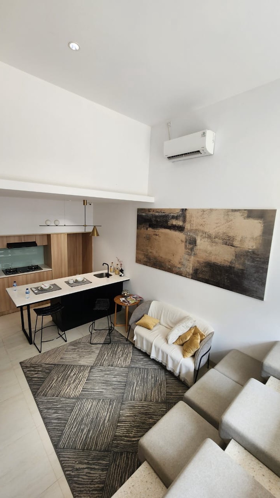 Rumah Hitung Tanah Area Cipete