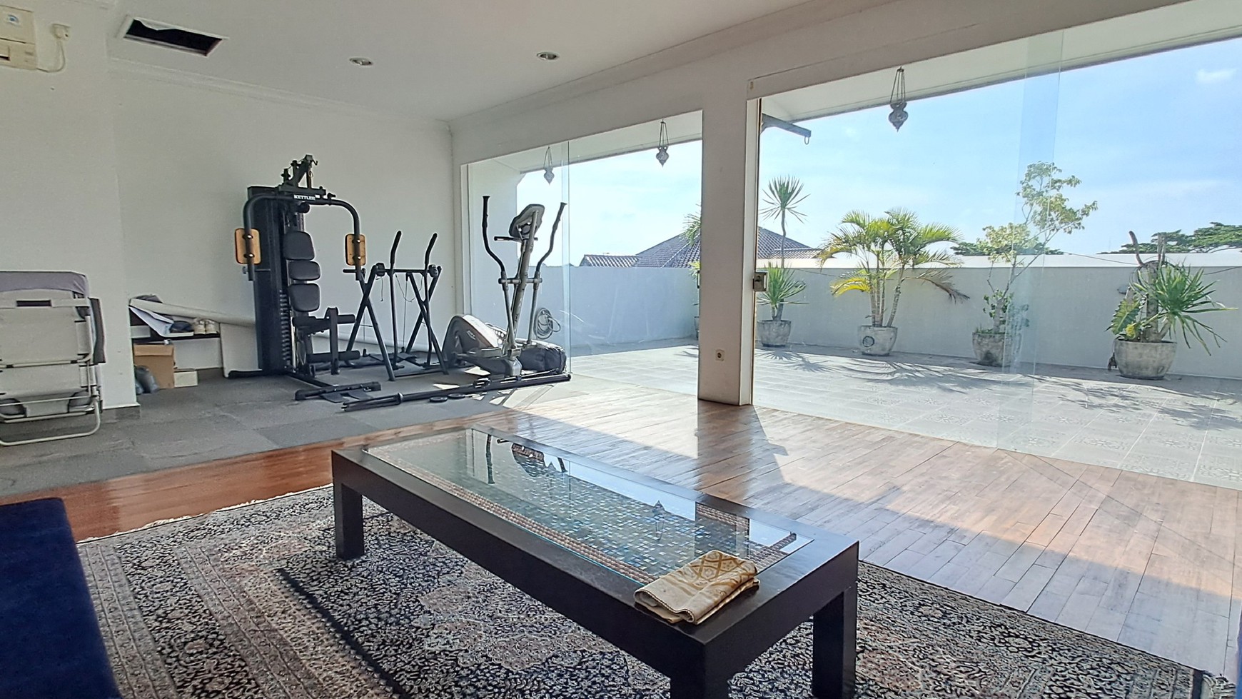 Rumah Hitung Tanah Area Cipete