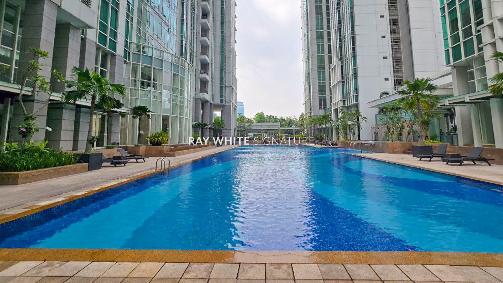 Dijual The Peak Residence Lt.21