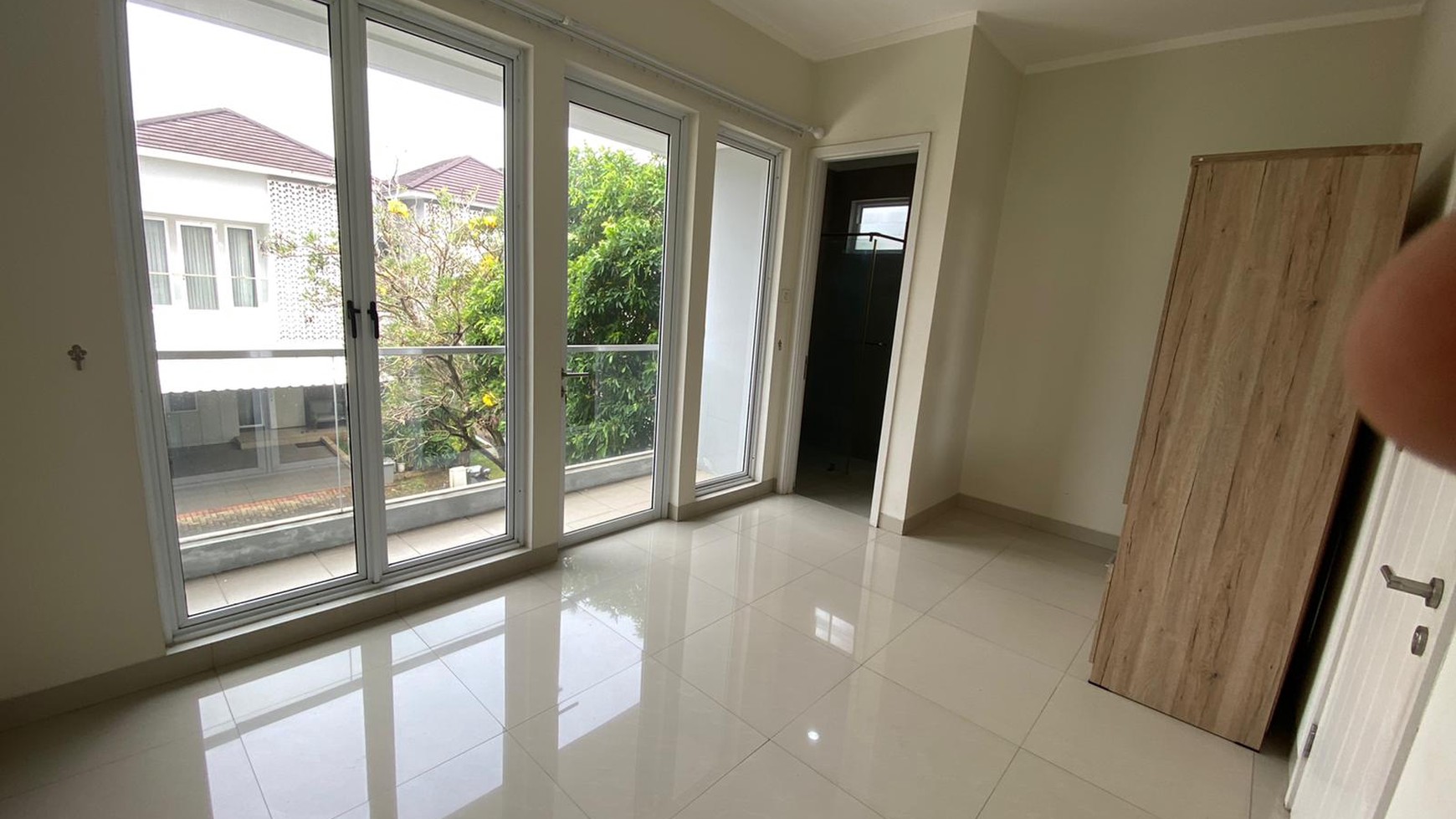 Rumah Bagus Di Discovery Lumina, Bintaro Jaya Sektor 9