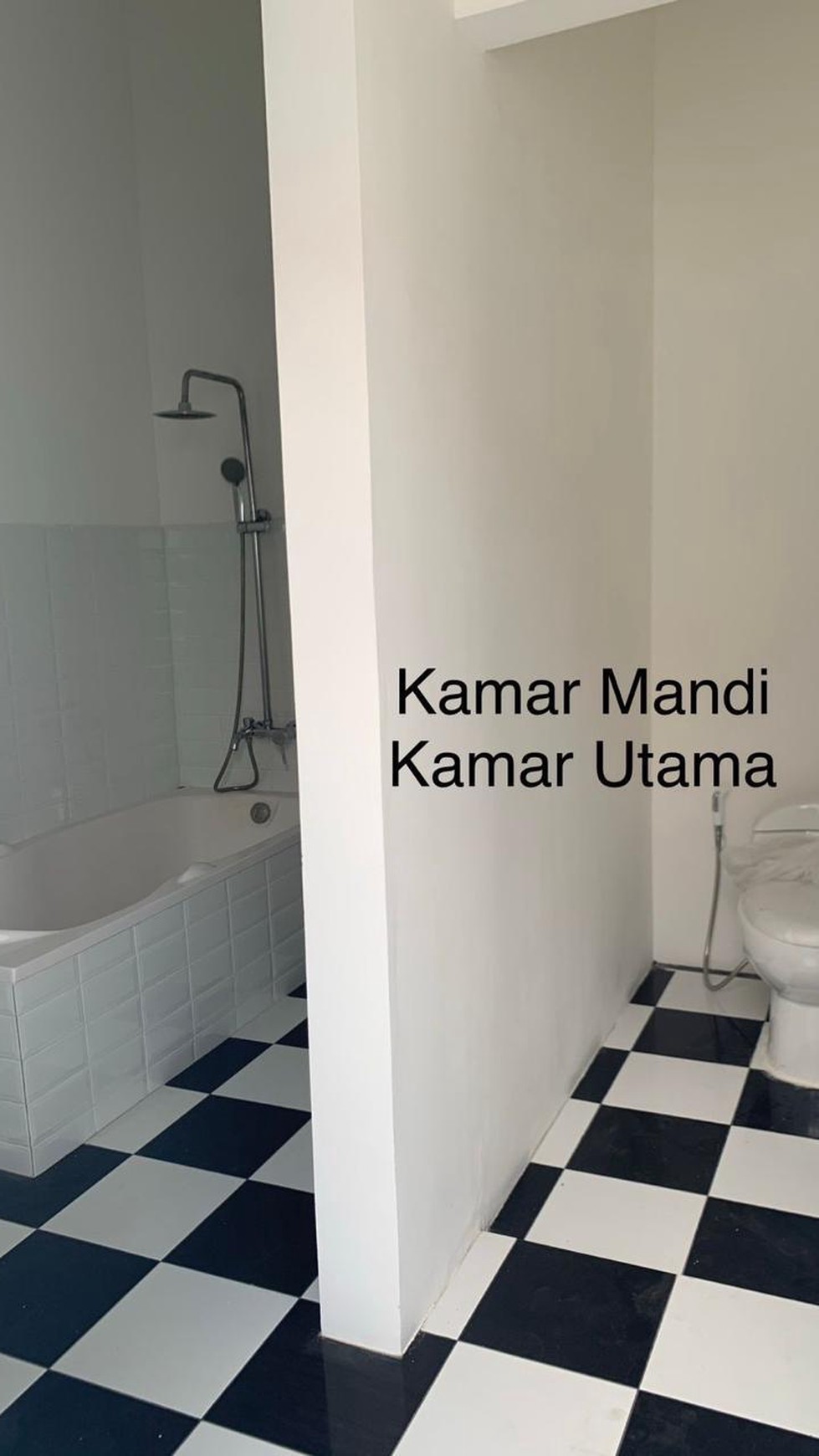 Rumah Bagus Di Komp Pesona Tirta Unit B, Jl Balai Rakyat Jagakarsa