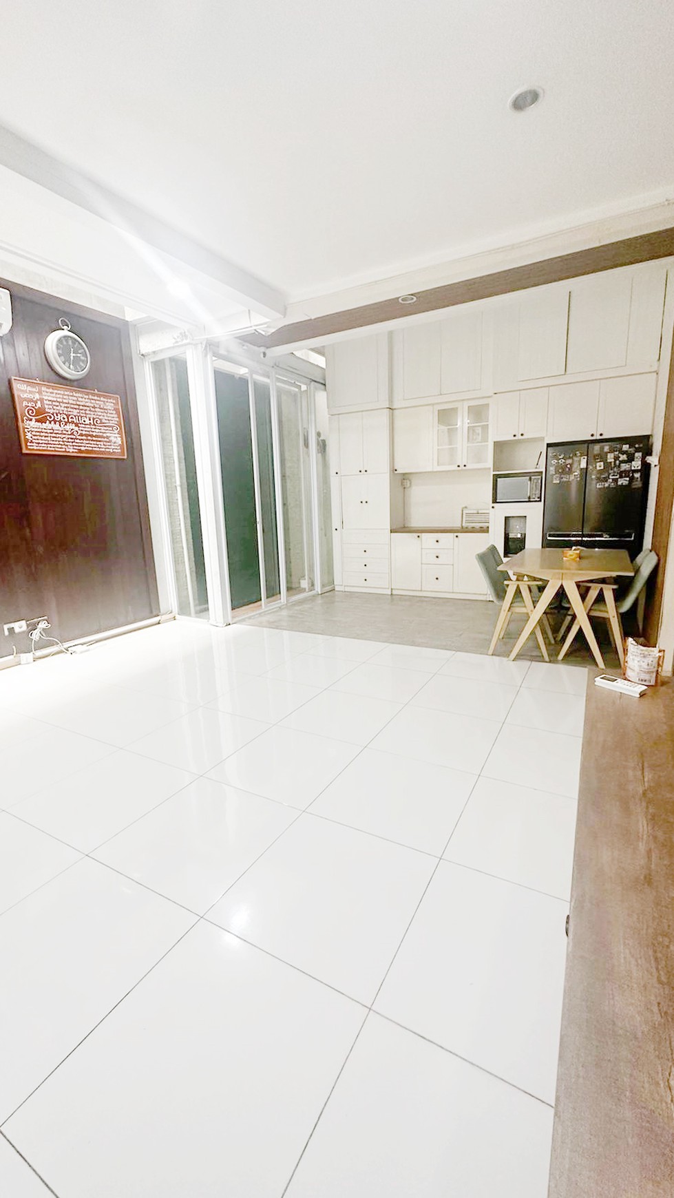 Rumah Bagus Di Discovery Eola Bintaro Jaya Sektor 9