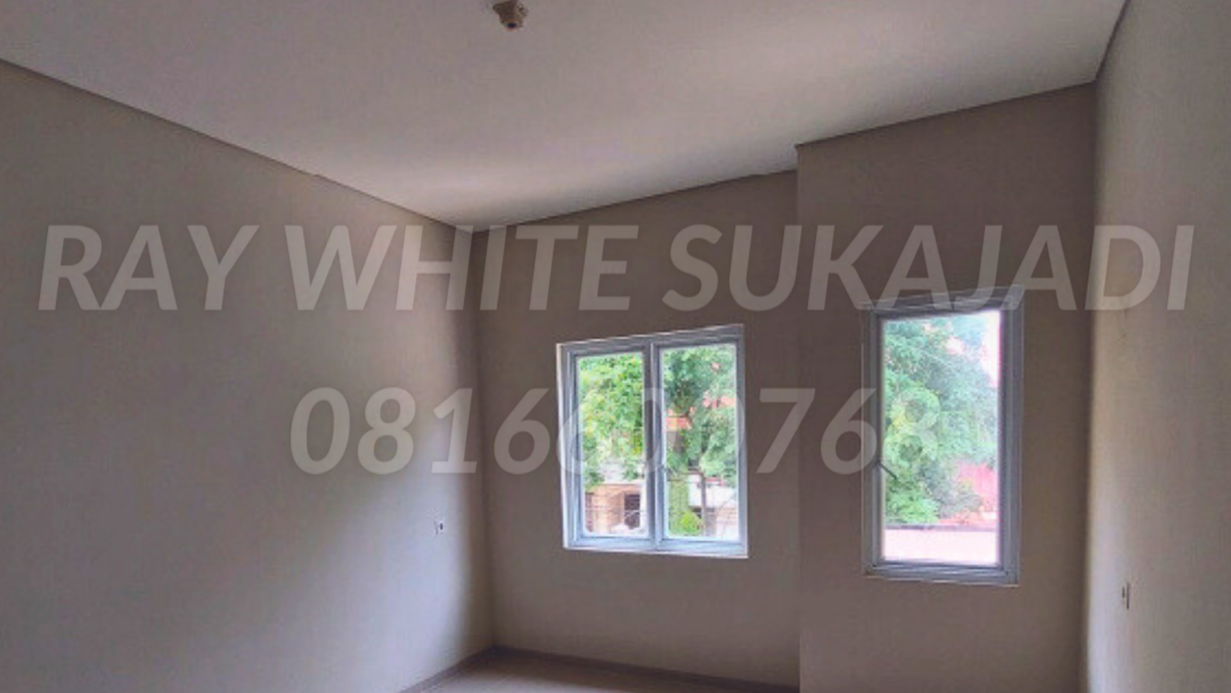  3 UNIT RUMAH 3 LANTAI DI JAKARTA BARAT