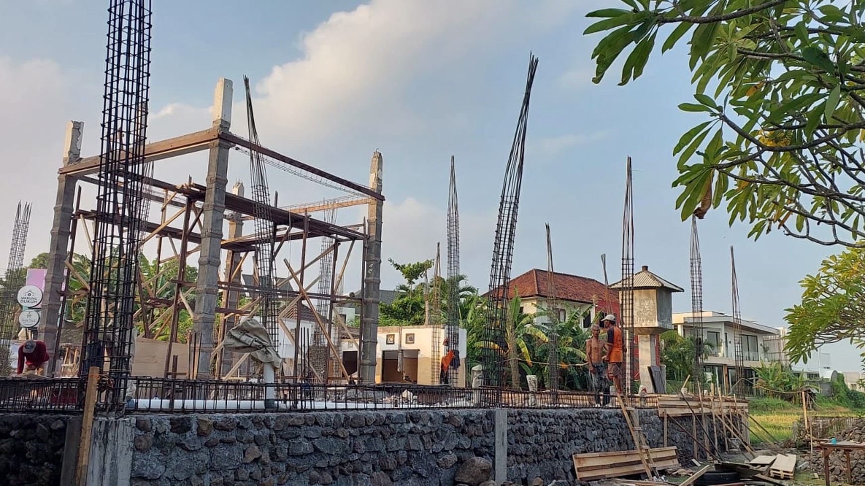 Rumah Hitung Tanah Area Cipete