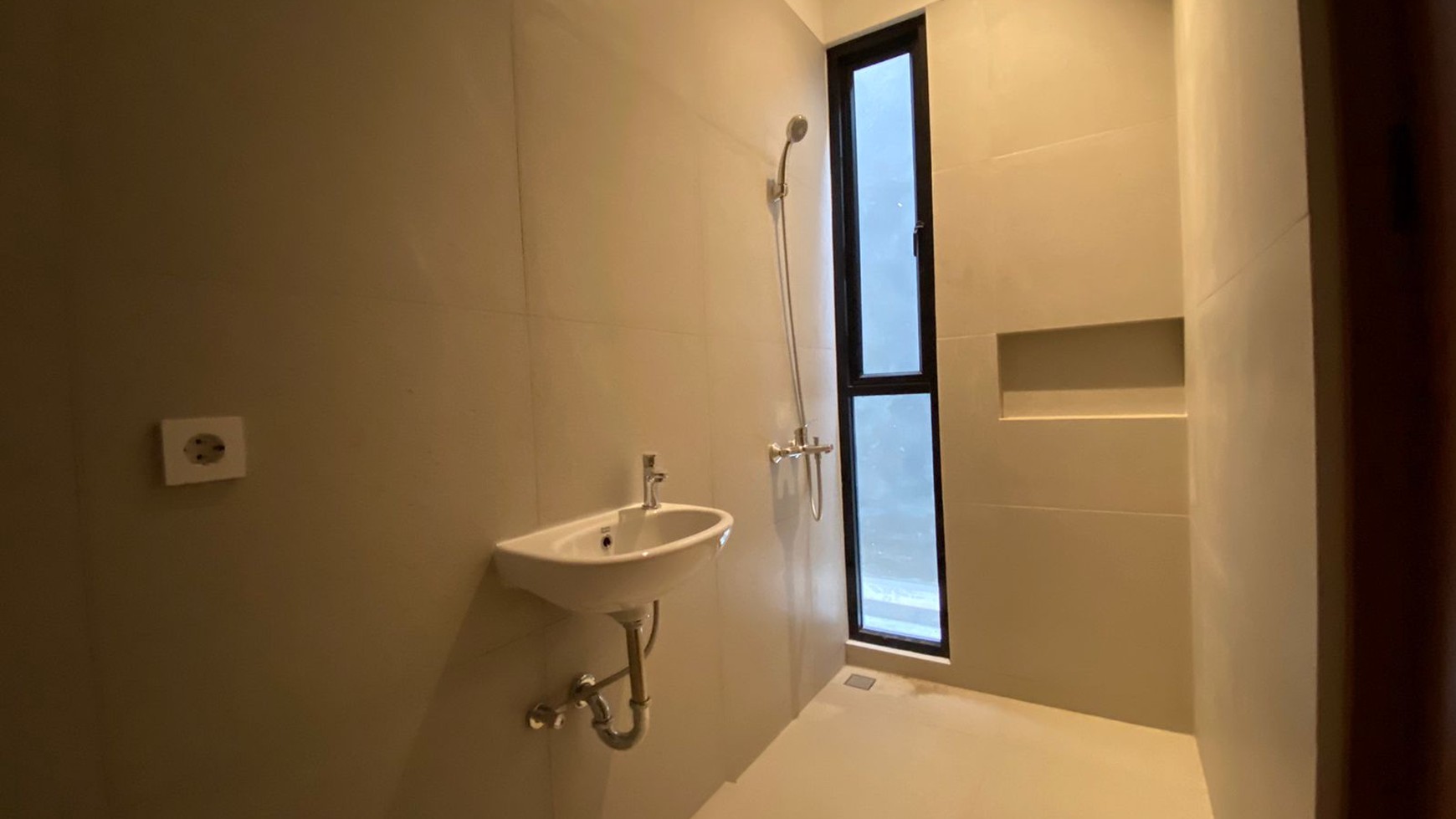 Cinere Megapolitan Dekat Pintu Tol Depok Antasari