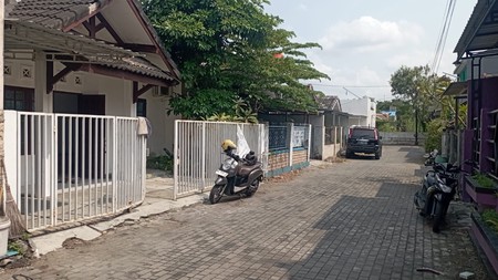 Rumah 2 Lantai di Perum Parangtritis Graha Yasa Sewon Bantul 