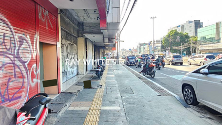 Dijual Ruko Ex Travel Agency, Lokasi di Jl Suryopranoto cocok untuk kantor