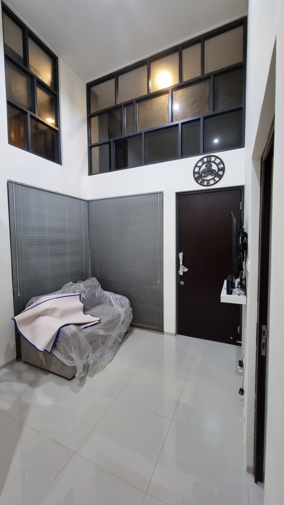 Rumah minimalis, Cantik siap huni dalam cluster keamanan 24 jam di Cisauk