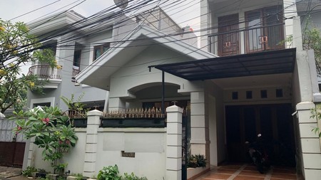 Rumah bagus, siap huni lokasi strategis di Benhil