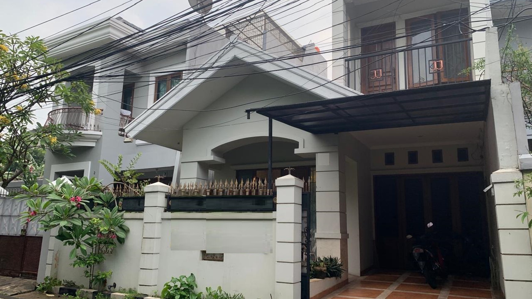 Rumah bagus, siap huni lokasi strategis di Benhil