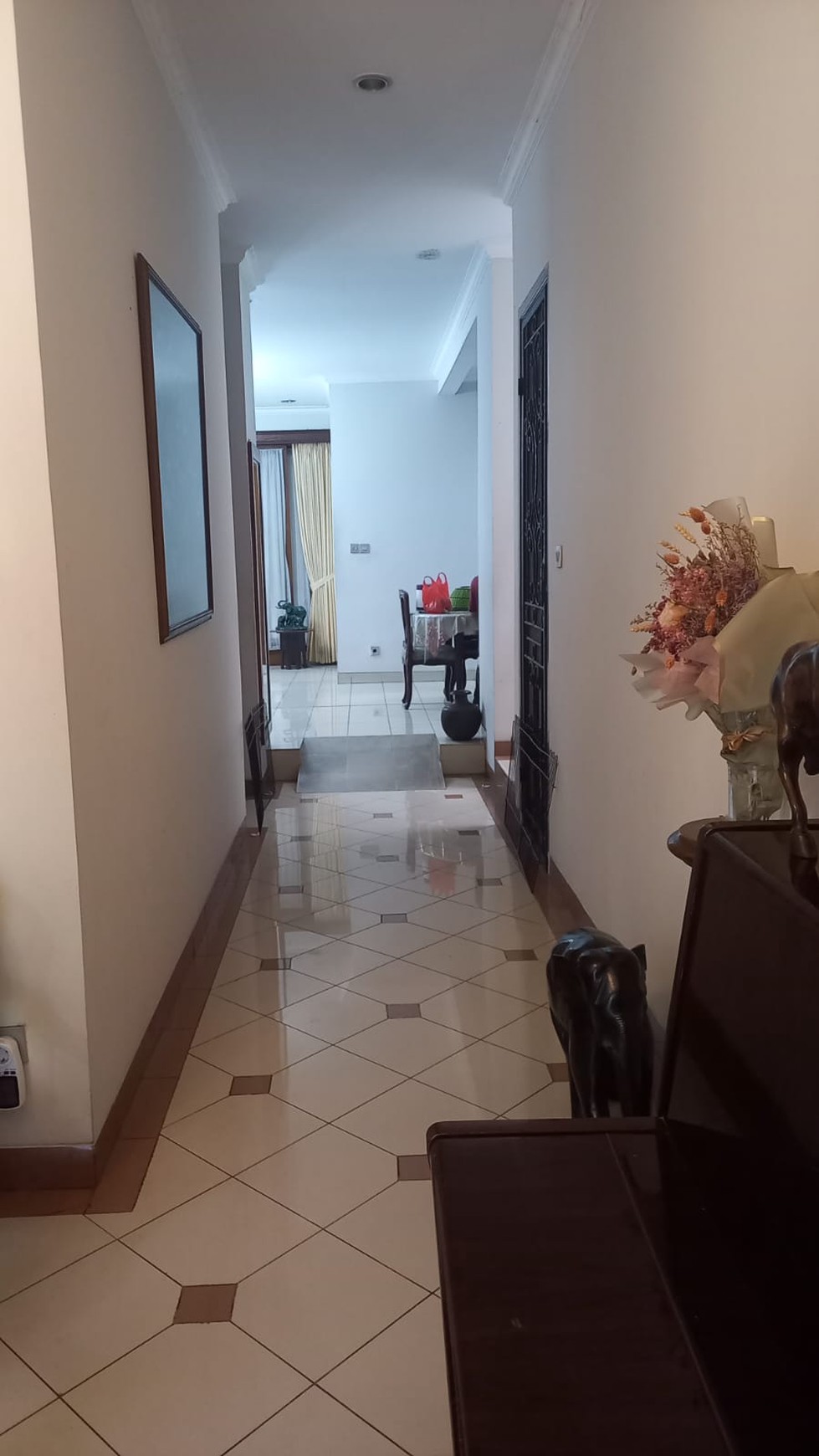 Rumah bagus, siap huni lokasi strategis di Benhil