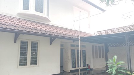 Rumah Keluarga 2 Lantai Siap Huni di Kebayoran Baru, Jakarta Selatan.