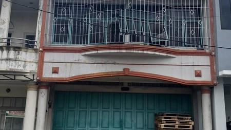 Ruko 3 lantai dekat YOGYA cimahi , MURAH