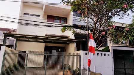 Jual Rumah Baru 2 Lantai Siap Huni di Pondok Indah Jakarta Selatan