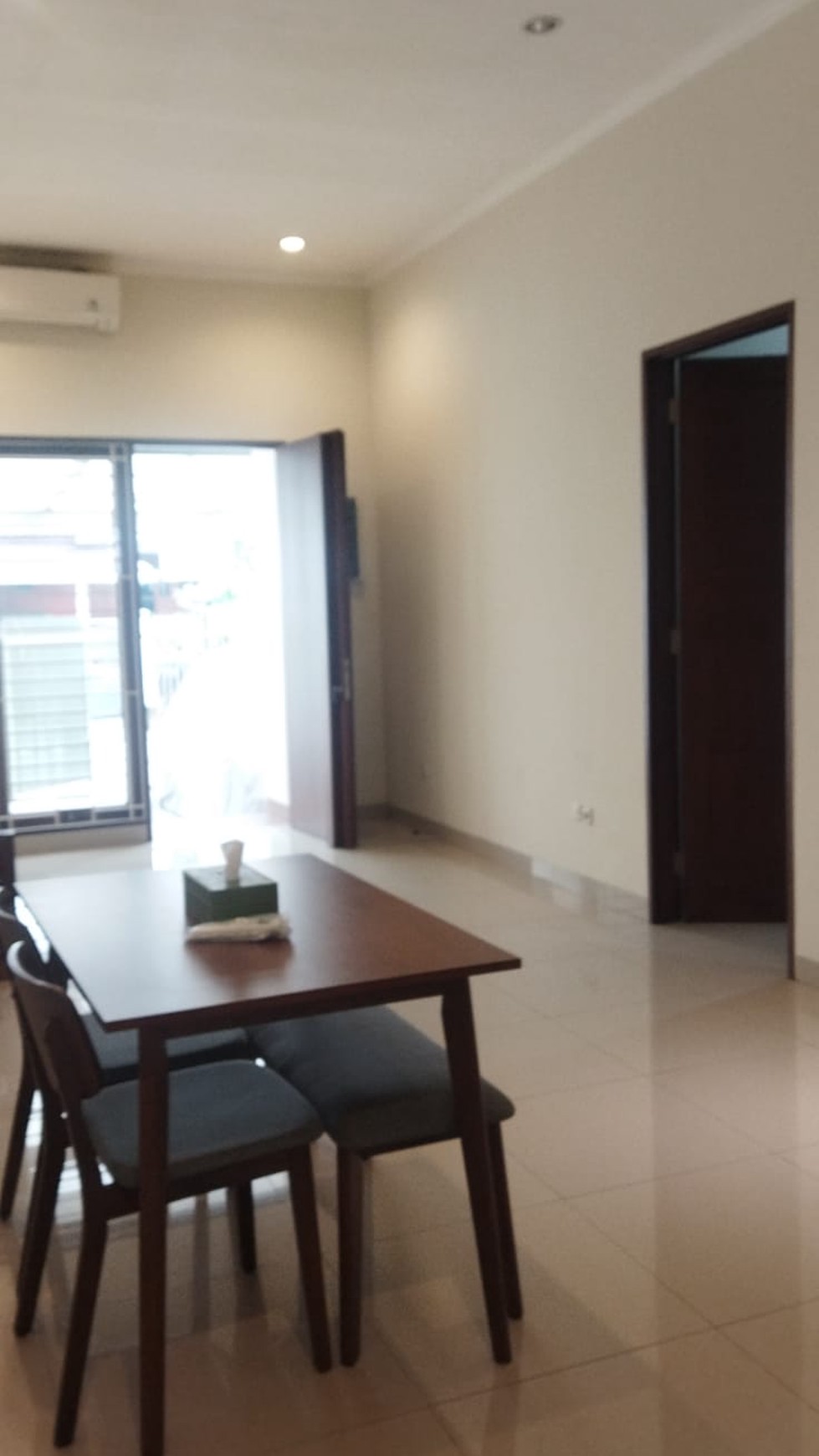 Jual Rumah Baru 2 Lantai Siap Huni di Pondok Indah Jakarta Selatan