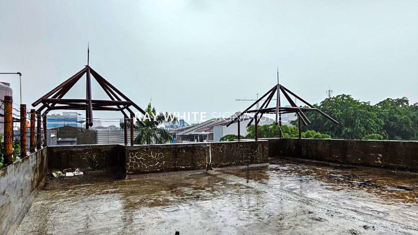 Rumah Hitung Tanah Area Cipete